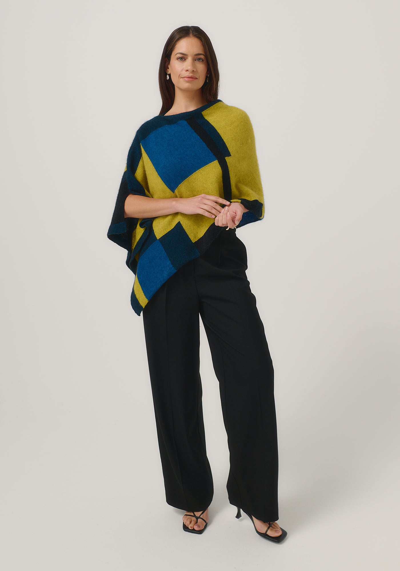 新品タグ付き　高級　メリノミンクEmpress Poncho ニュージランド製 Empress Poncho | Fine Merino Bold Colour Block Poncho | Made in NZ